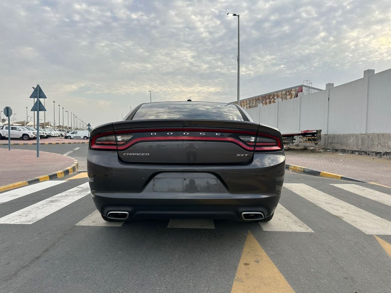 Dodge Charger 3.6L SXT Plus 3.6L