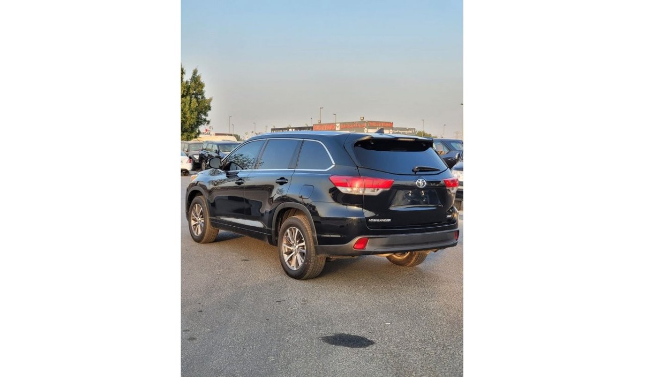 تويوتا هايلاندر TOYOTA HIGHLANDER FULL OPTION