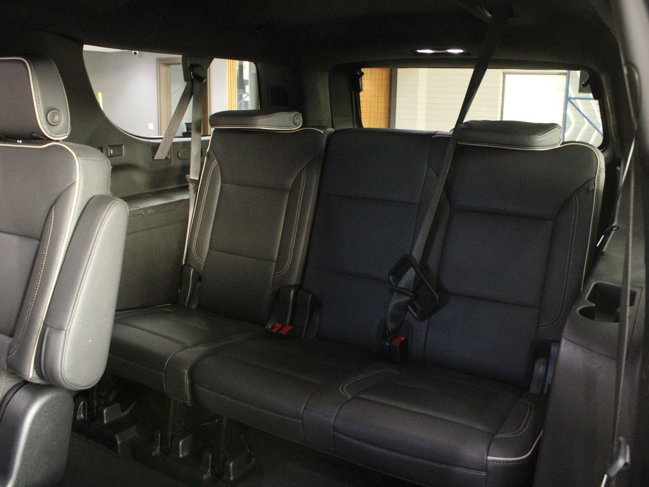 Chevrolet Suburban Premier 5.3L | VIP SEATS
