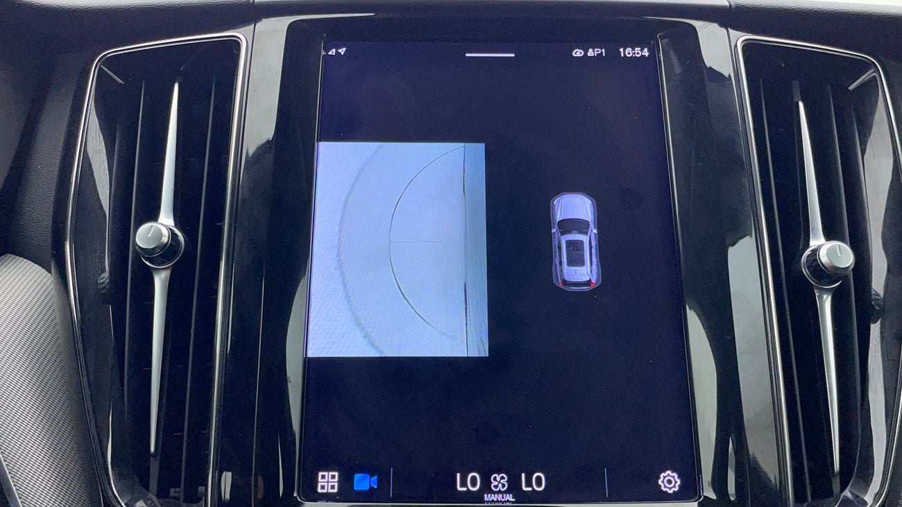 فولفو XC 60 2023 B5 CORE | AED 1506/Month | 0 DP | 30 Day Return | Warranty | Service History