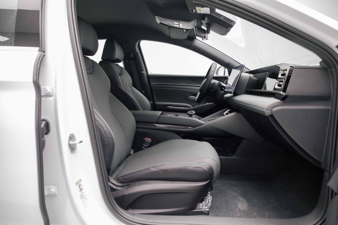 BYD Qin L DM-i Leading Version 1.5L - White Inside Grey | Export Only