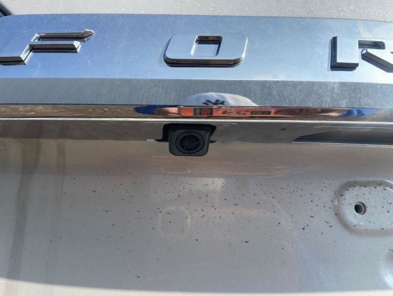 تويوتا فورتونر TOYOTA FORTUNER 4.0L 4x4 V6 HI 6 cylnders automatic