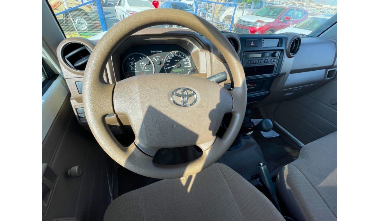 Toyota Land Cruiser Hard Top v8 deiseal  3 door
