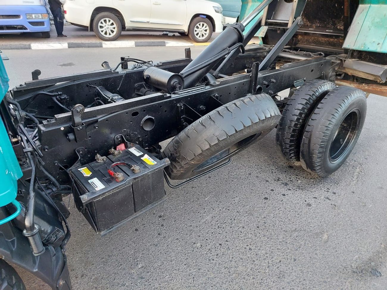 Toyota Dyna TOYOTA DYNA TRUCK DUMPER RHD 1995 MODEL 4.1 L DIESEL AUTOMATIC(PM01058)