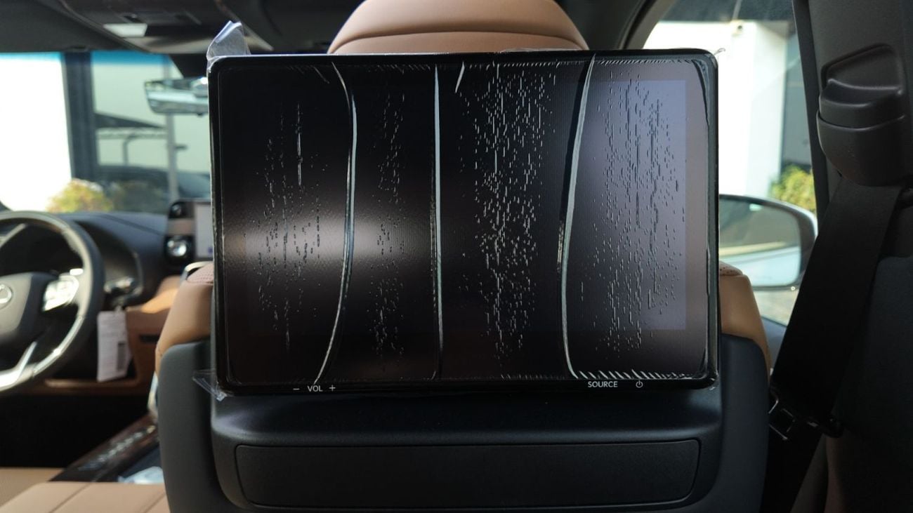 لكزس LX 600 SIGNATURE