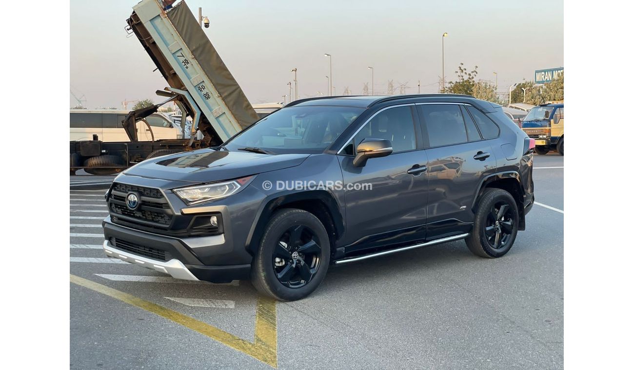 Toyota RAV4 XLE HYBRID  4X4