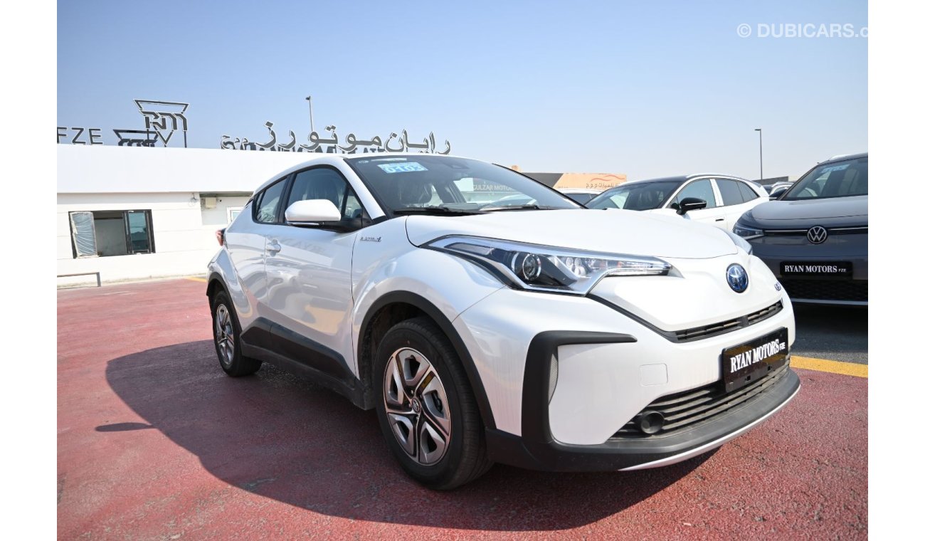 Toyota Izoa Toyota IZOA Electric SUV, RWD, 5 Doors, Color White, Model 2022