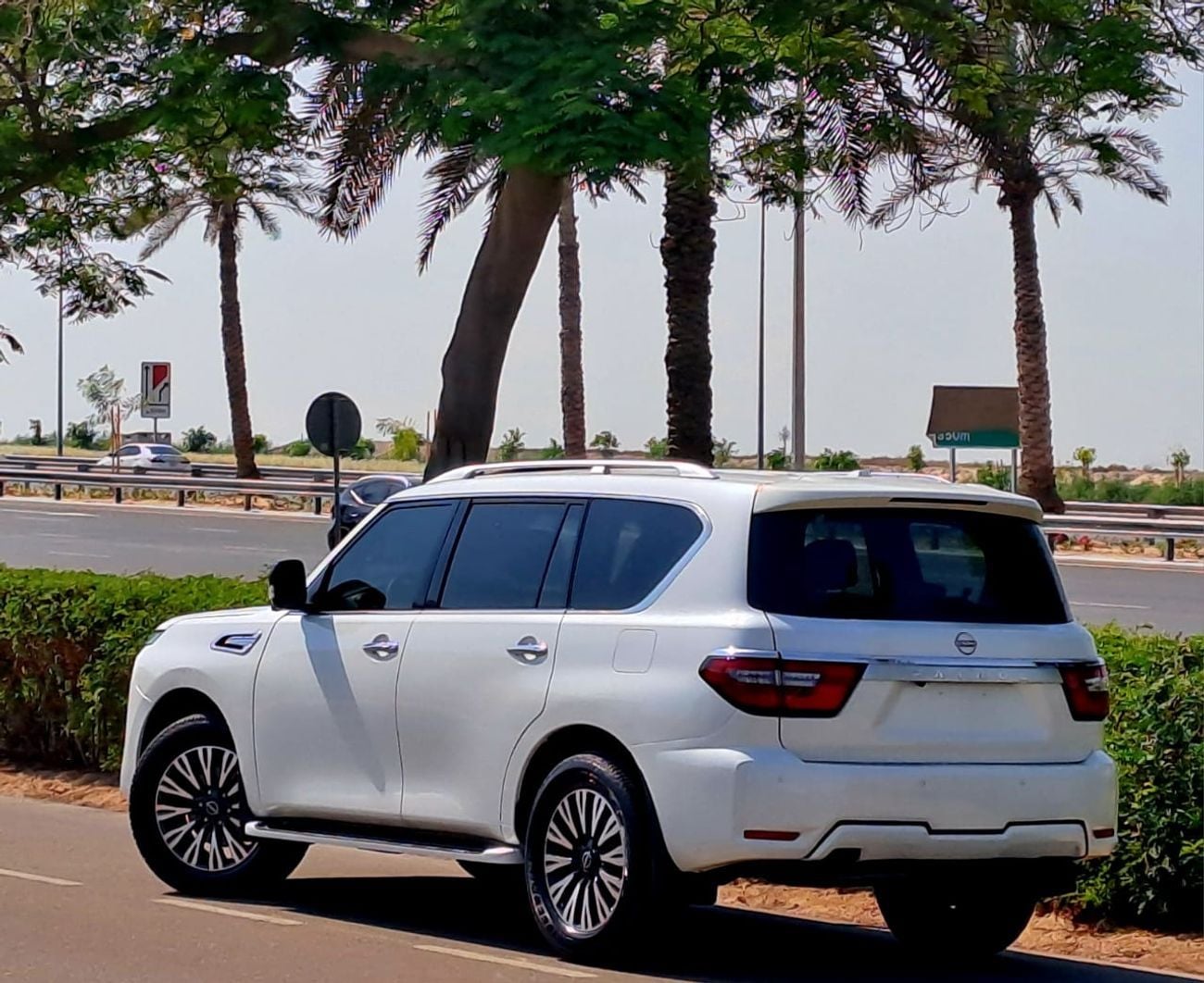 نيسان أرمادا 1771-MONTHLY | USA SPECS | FULL OPTION | FREE WARRANTY | VERY GOOD CONDITION INTERIOR AND EXTERIOR