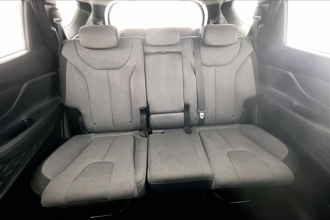 Hyundai Santa Fe Smart | National Day Celebration | Guaranteed Warranty | 0 Down Payment