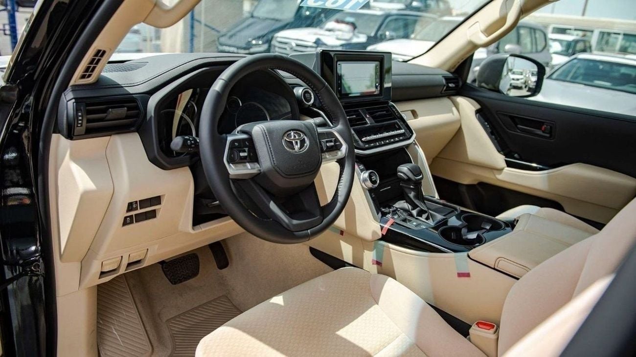 Toyota Land Cruiser GXR LC300 GXR 3.3D AT MY2025 – BLACK