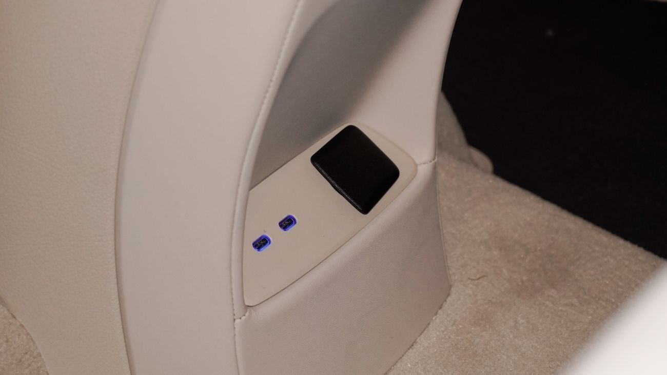 Mercedes-Benz G 63 AMG MERCEDES BENZ G63 AMG DOUBLE NIGHT PAKAGE (2025) WARRANTY & SERVICE