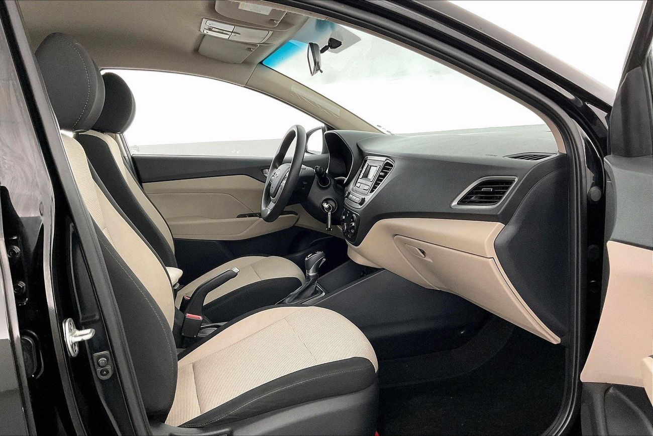 هيونداي أكسنت Smart / GL | عرض العيد الحصري | خالية من أضرار الفيضانات