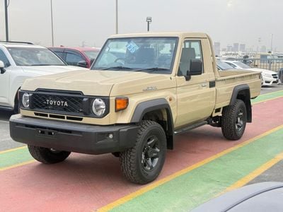 تويوتا لاند كروزر بيك آب LC79 4.2L V6 SINGLE CAB M/T
