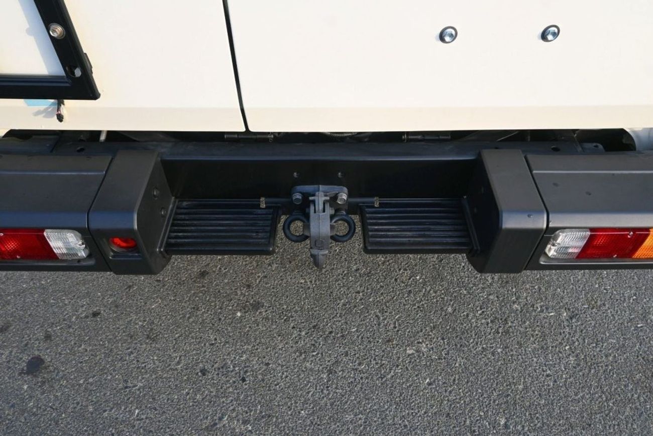 تويوتا لاند كروزر 70 Toyota Land Cruiser LC71 MODEL 2024 DIESEL 2.8L GCC