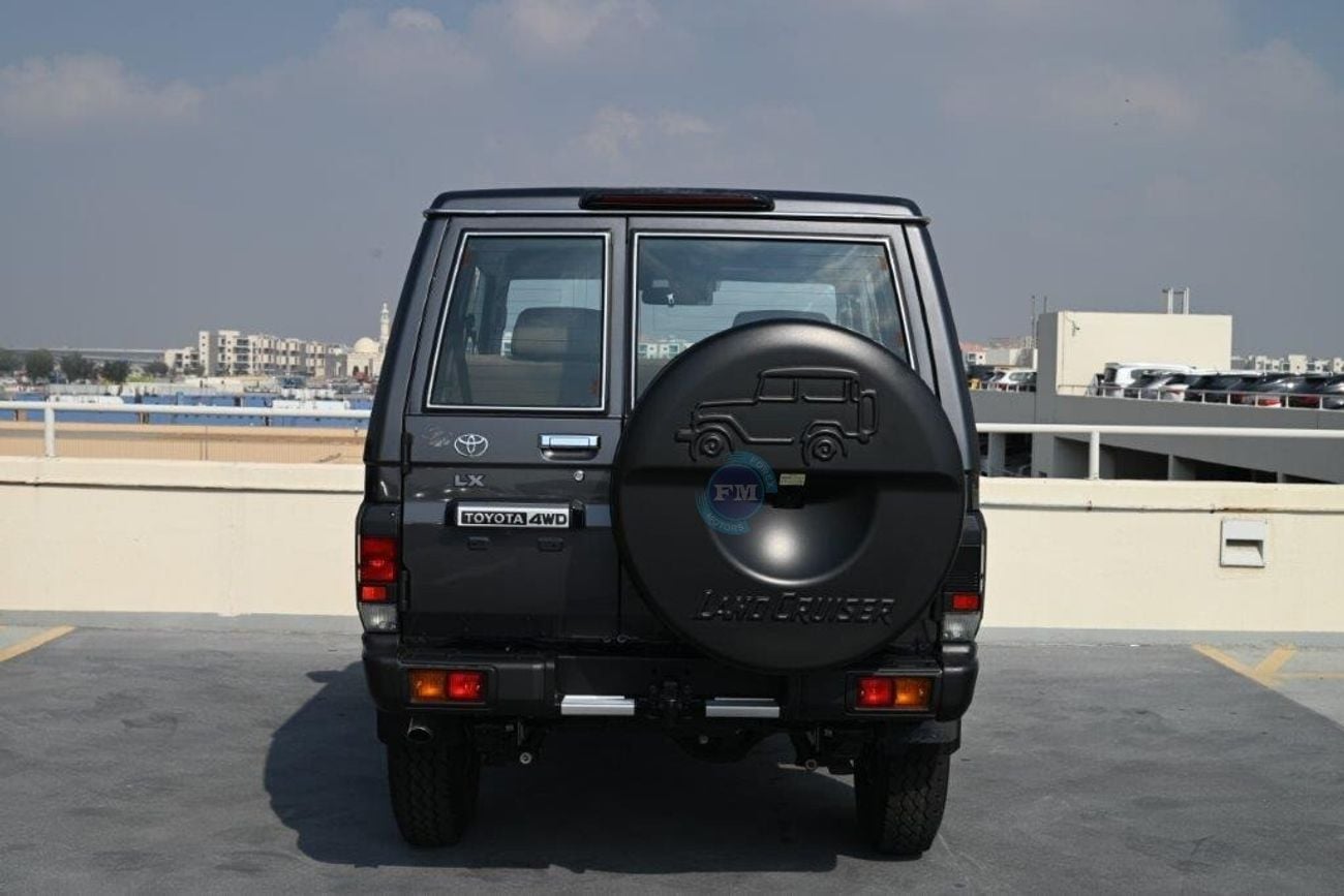 Toyota Land Cruiser 70 71 DLX 2.8L Diesel