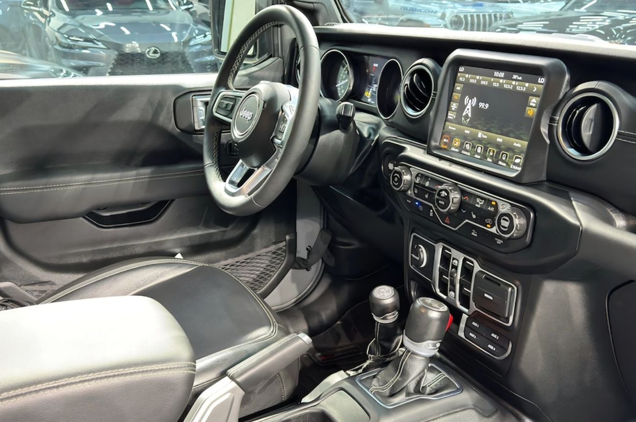 Jeep Wrangler Unlimited SAHARA 4XE