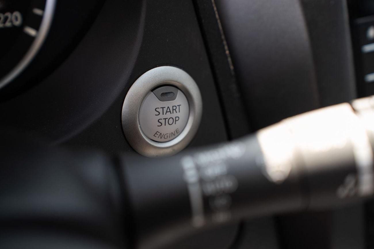 نيسان نافارا PRO-4X Off-Road | 2.5L Diesel 4WD A/T (Only For Export)