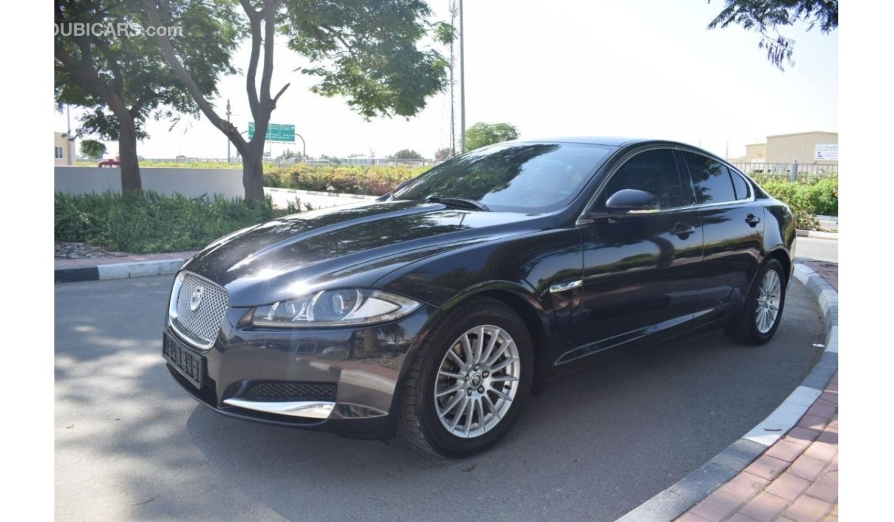 Jaguar XF LUXURY 2012 GCC SPECS WELL MAINTAINED