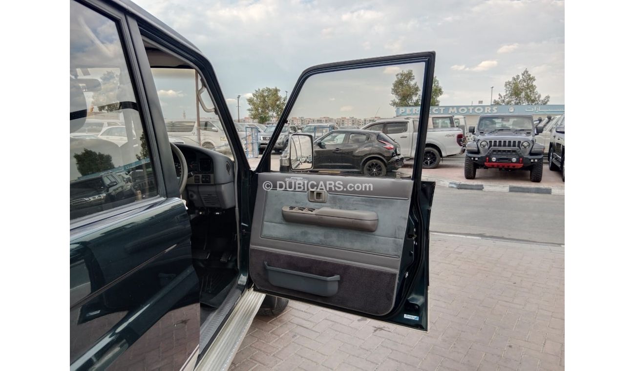 تويوتا لاند كروزر TOYOTA LAND CRUISER RIGHT HAND DRIVE(PM1730)