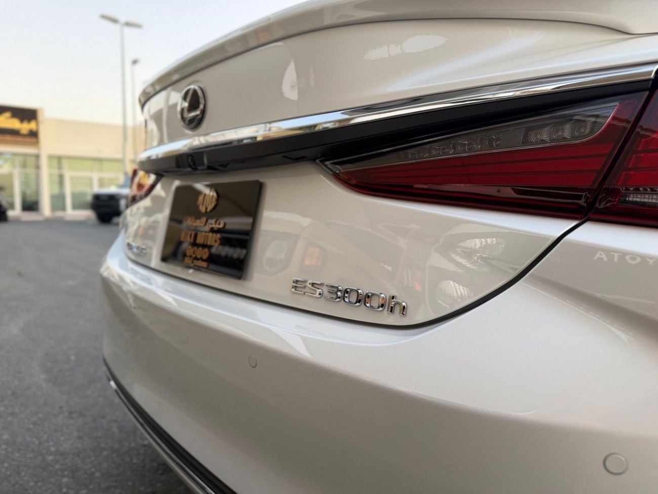 لكزس ES300h Lexus ES 300H || 2025