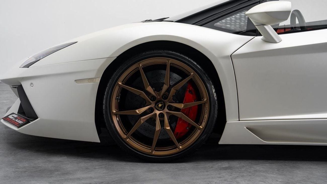 Lamborghini Aventador LP 700-4 Roadster - 2015 - GCC