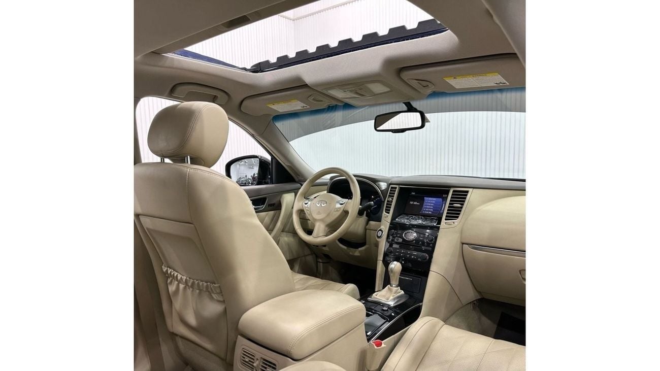 Infiniti QX70 2019 Infiniti QX70, Warranty, Full Infiniti Service History, Excellent Condiiton, GCC