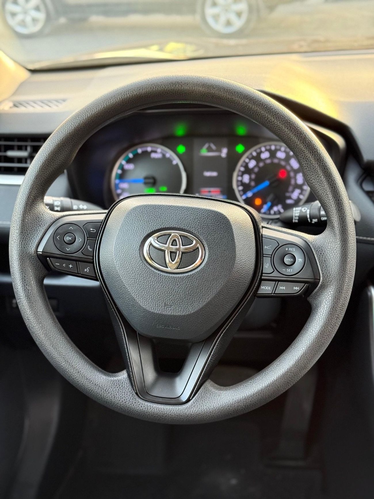 Toyota RAV4 Hybrid XLE 2.5L