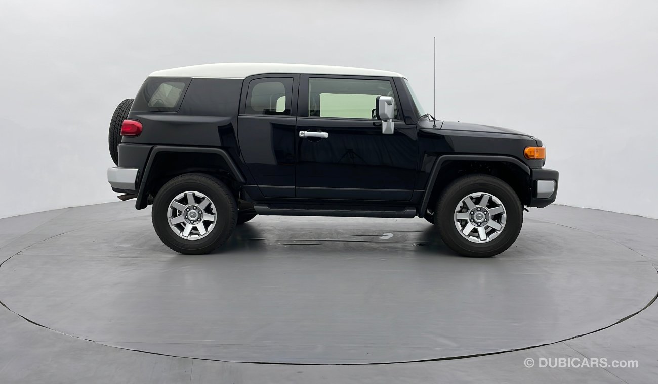 Toyota FJ Cruiser GXR 4 | Under Warranty | Inspected on 150+ parameters