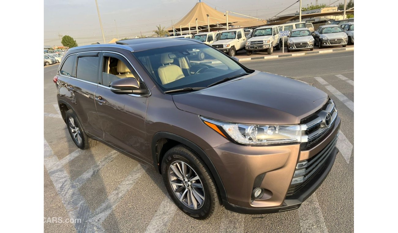 تويوتا هايلاندر 2017 Toyota Highlander XLE Full Option  - Rare Brown Color