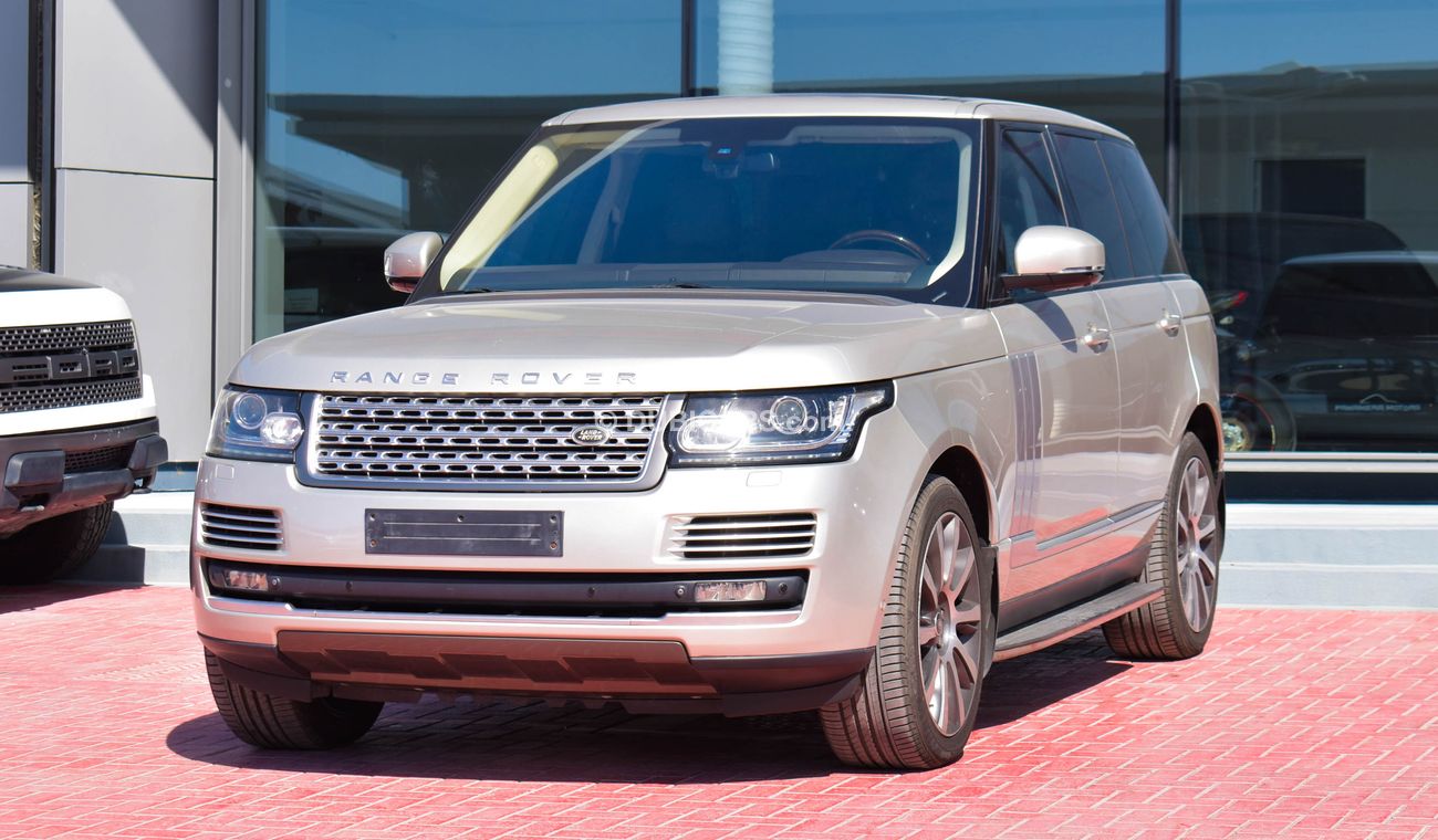 Used Land Rover Range Rover Vogue Supercharged 2013 for sale in Abu