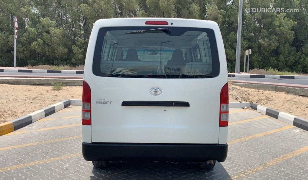 تويوتا هاياس Toyota Hiace 2010 Ref# 401