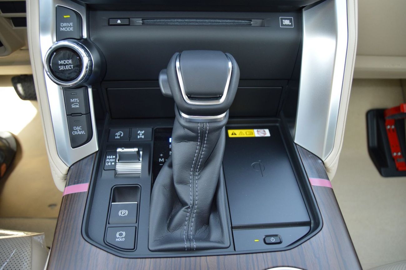 Toyota Land Cruiser Brand New Full Option