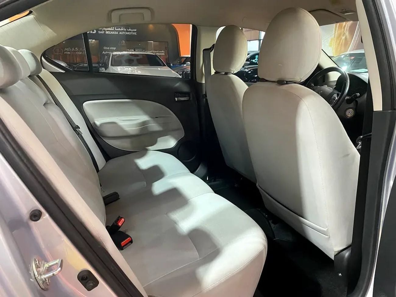 ميتسوبيشي اتراج GLX Base 1.2L