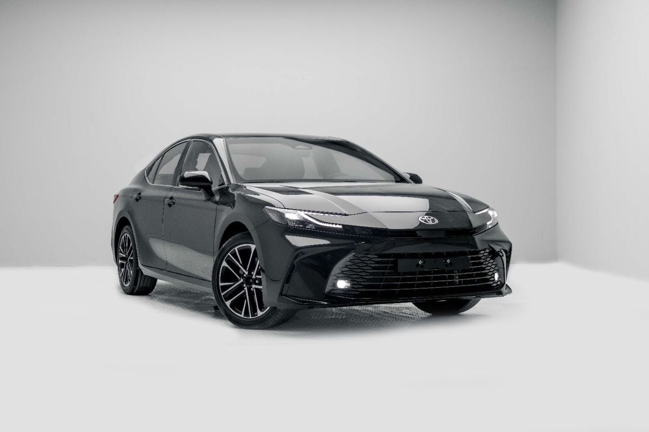 Toyota Camry GLE 2.5L - NETURAL BLACK INSIDE TAN | EXPORT ONLY