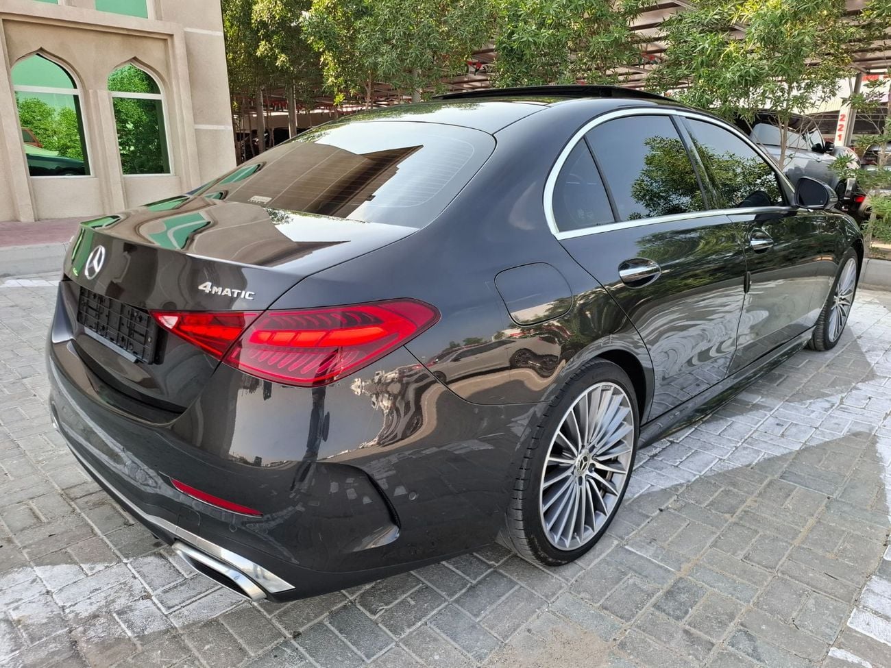 Mercedes Benz C300 STD Base Mercedes-Benz C300 AMG 2023 full option