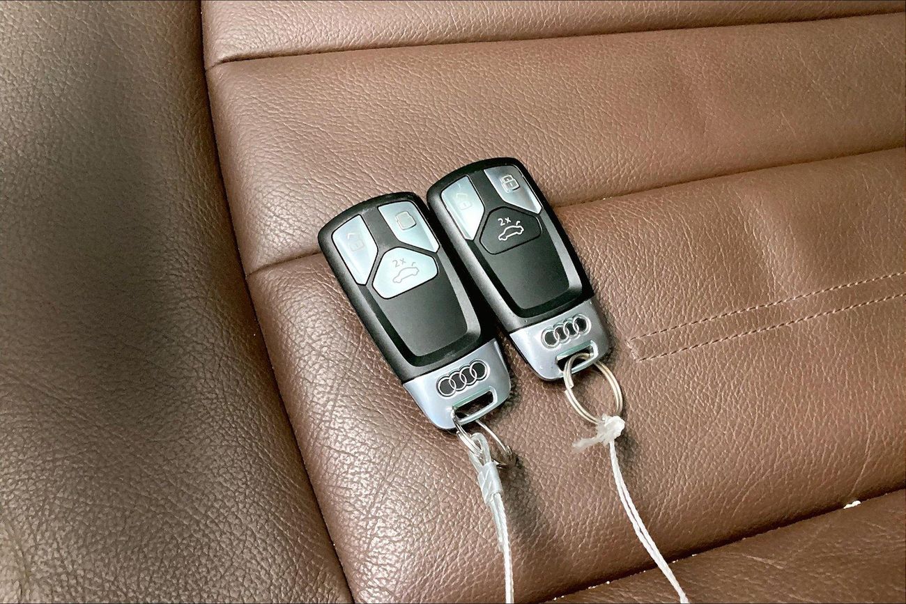 أودي A5 40 TFSI S-Line & Technology Package | شامل الضمان | 0 ﺪﻔﻋﺓ ﺃﻮﻟﻯ