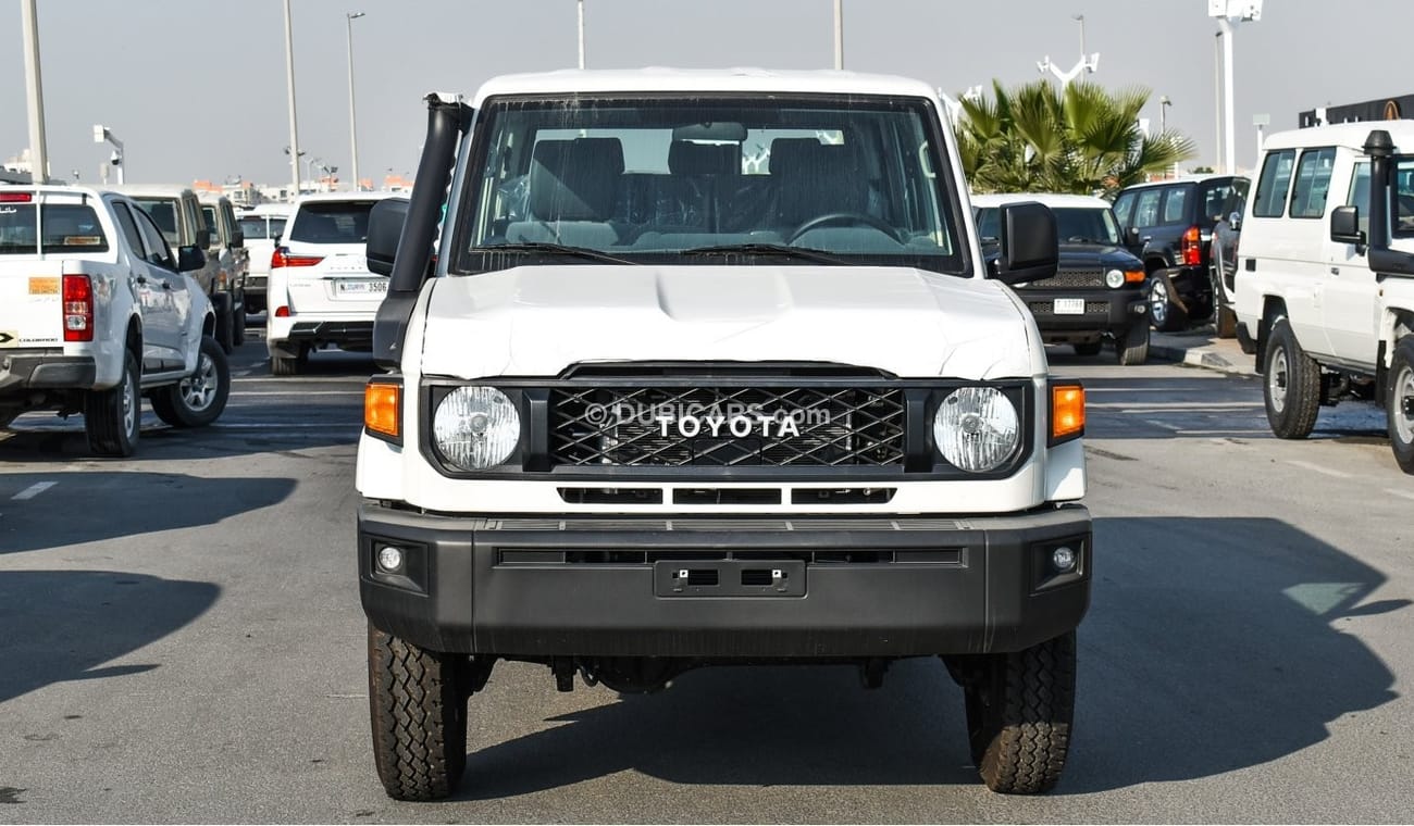 Toyota Land Cruiser 70 LC76 4.2L Diesel V6 MY 2025