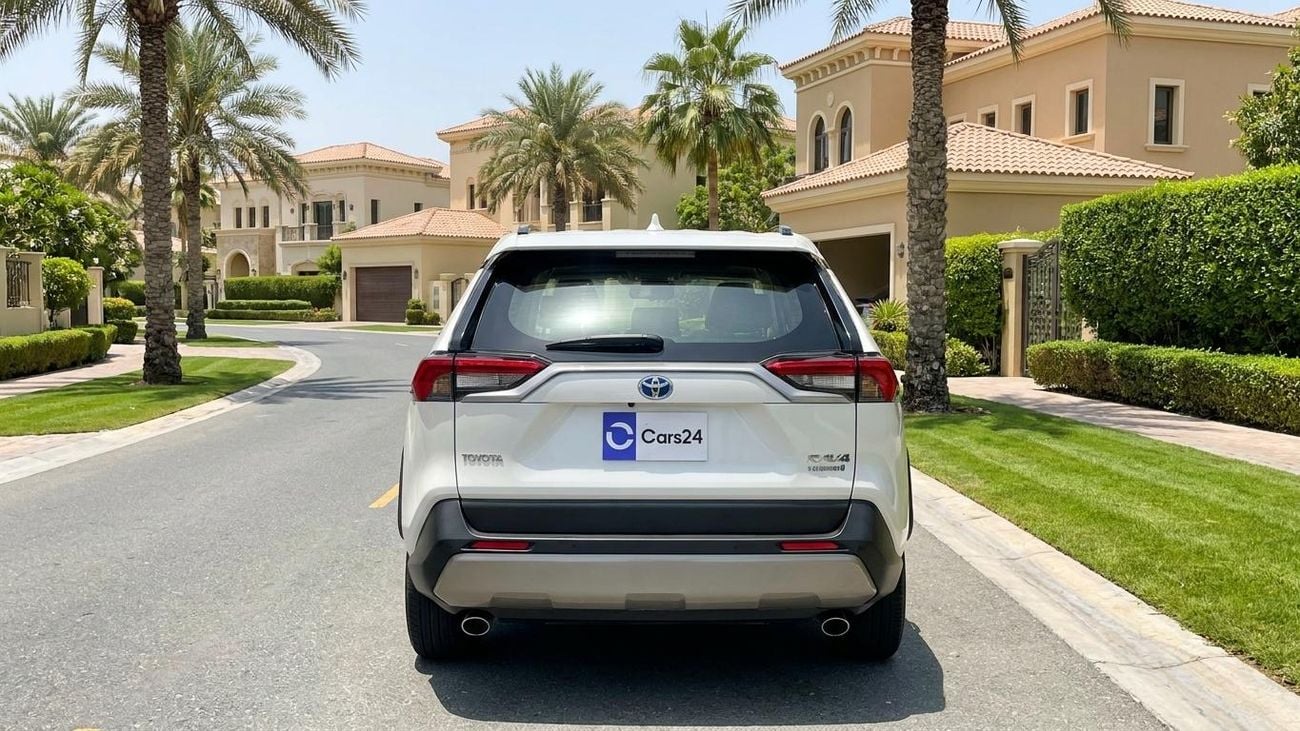 Toyota RAV4 VXR HEV 2024 | AED 1748/Month | 20% DP | 30 Day Return | Warranty