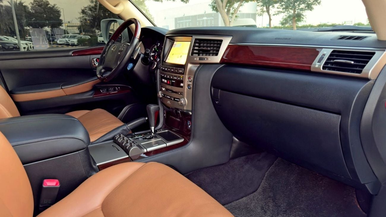 لكزس LX 570 Platinum 5.7L