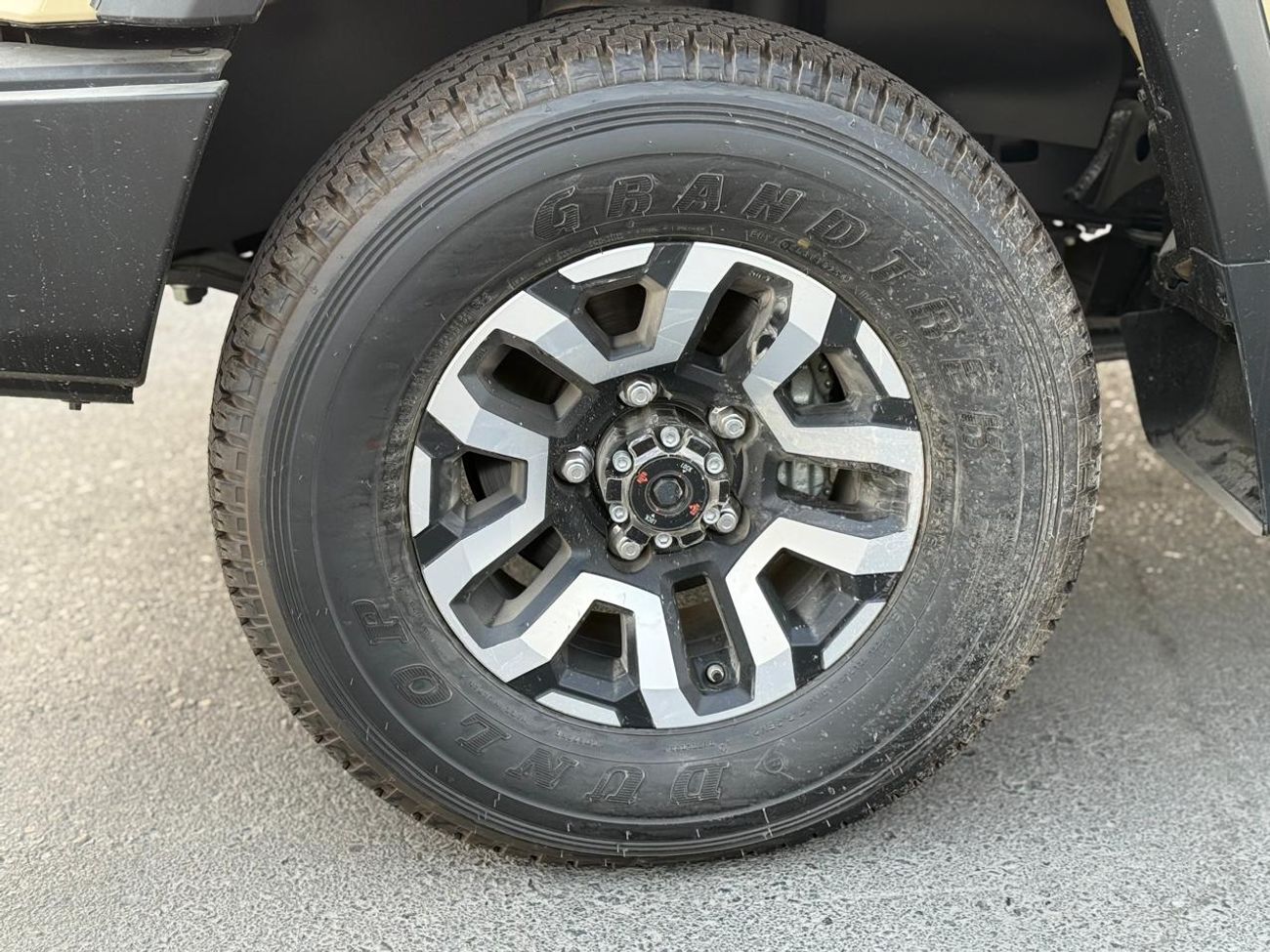 Toyota Land Cruiser Pick Up LC79 PICKUP 2.8L DIESEL D/C , FULL OPTION , A/T 2025 MODEL