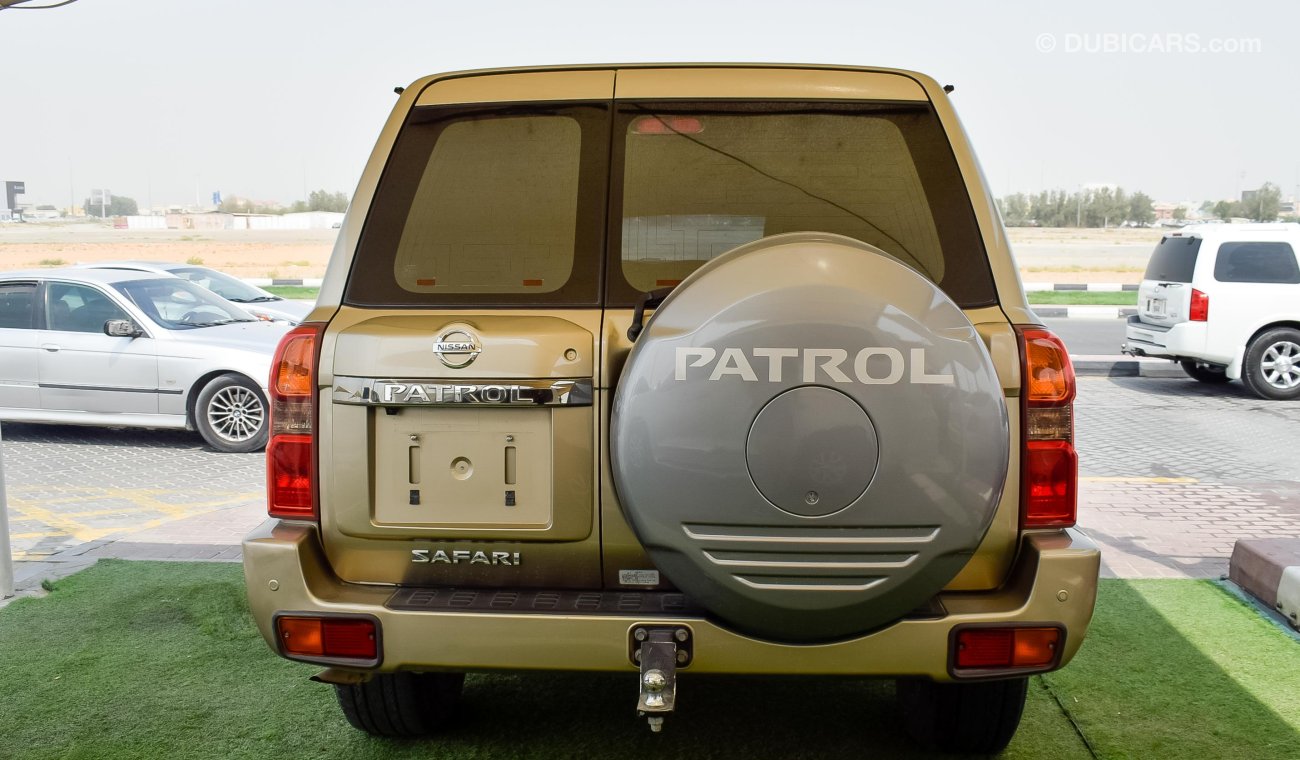 Nissan Patrol Safari