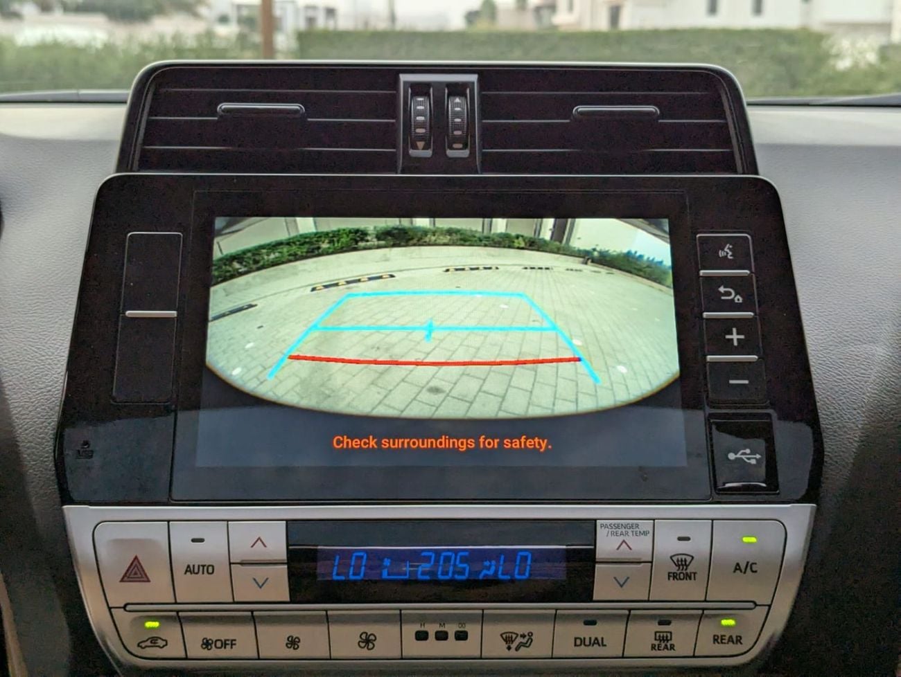 Toyota Prado Toyota Prado 2023 v6 bronze LHD Petro engine