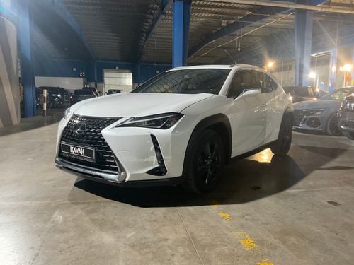 لكزس UX 200 Premier | شامل الضمان | 0 ﺪﻔﻋﺓ ﺃﻮﻟﻯ