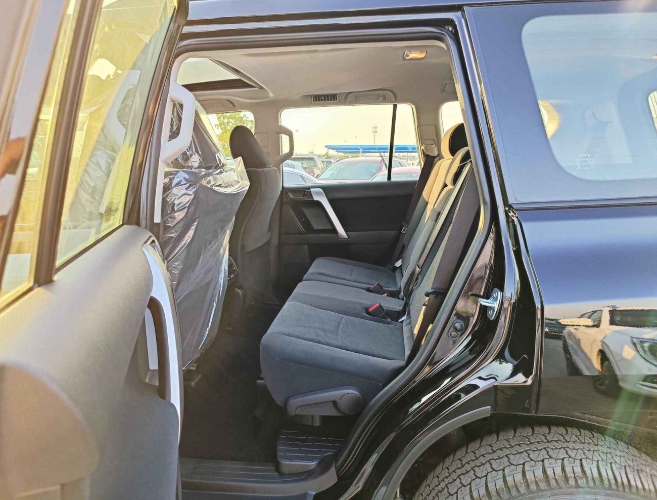 Toyota Prado TXL / 2.7L Petrol / Push Start / Digital AC / Sunroof (CODE # P27TXLDV5)