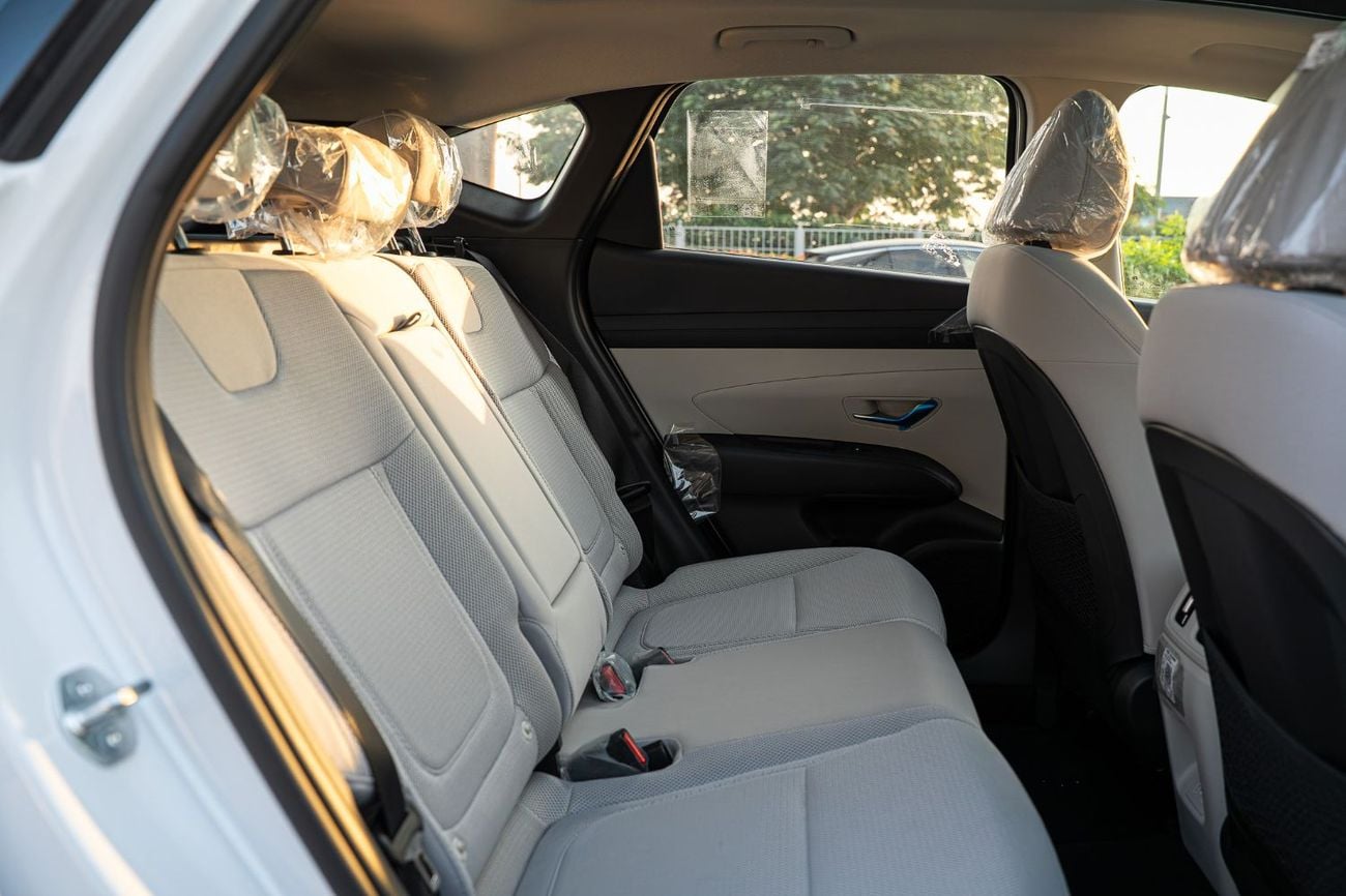 Hyundai Tucson Premium 1.6L GCC | Panoramic Roof (Only For Export)