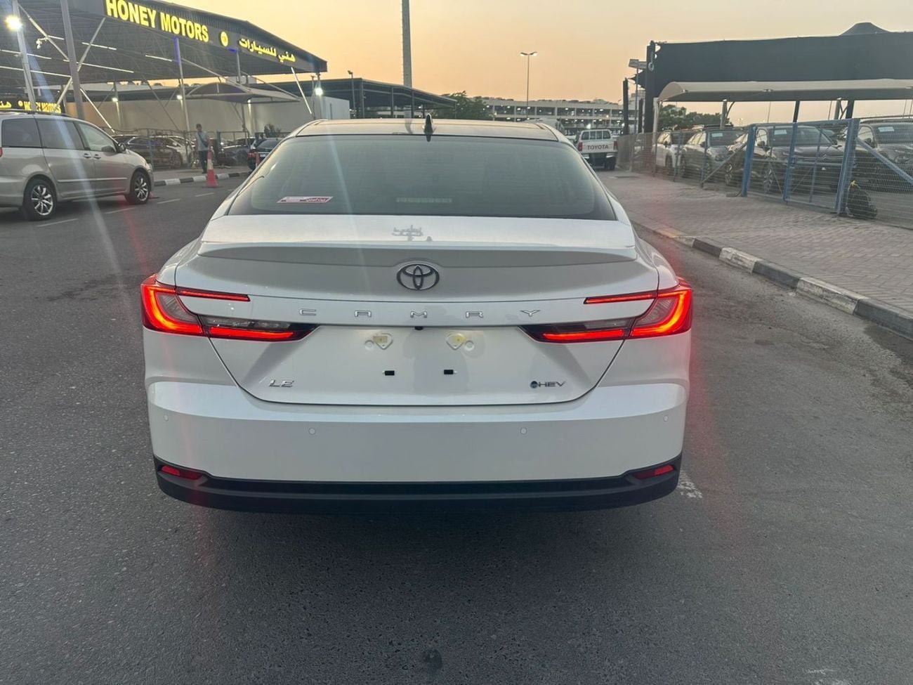 Toyota Camry LE HEV LE HYBRID 2.5L
