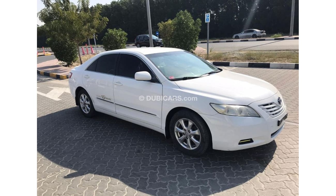 تويوتا كامري تويوتا كامري 2007 مواصفات خليجي بحاله ممتازه