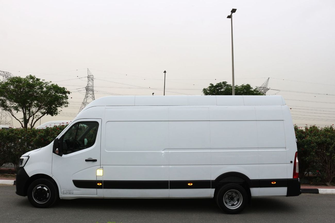 Renault Master 2025 Renault Master 2.3T Panel Van (L4H3) - GCC Specs