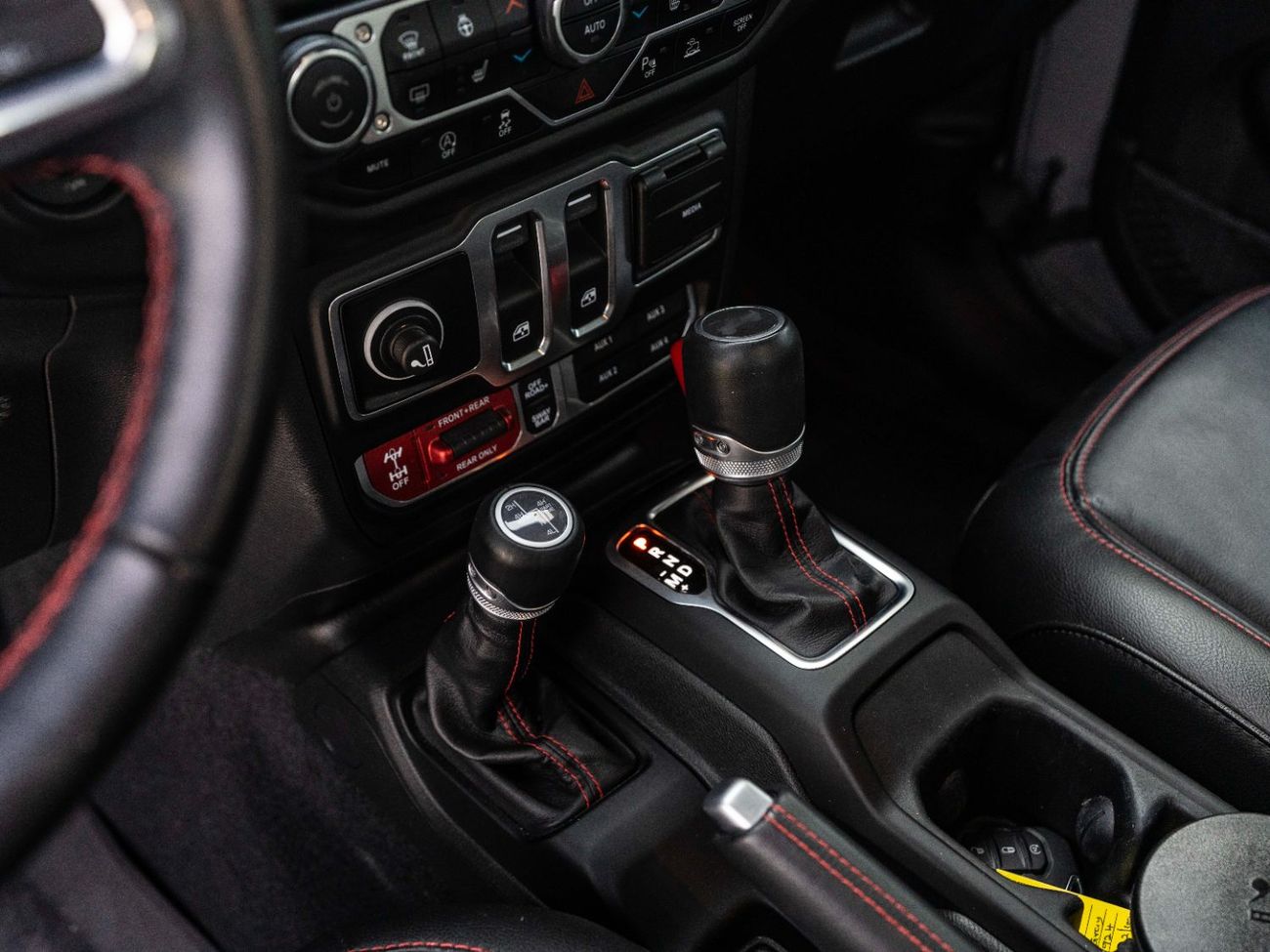 Jeep Wrangler Rubicon 3.6L A/T (5 Seater)