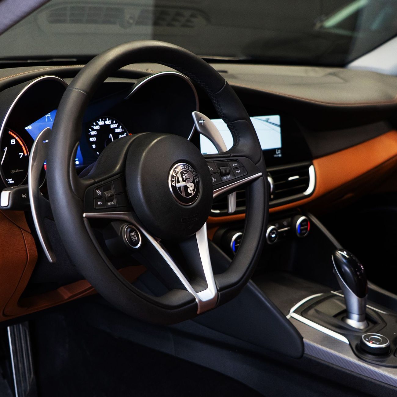 Alfa Romeo Giulia Veloce 2.0L RWD AED 1,053  pm • 0% Downpayment • Alfa Romeo Giulia • 1 Year  Warranty